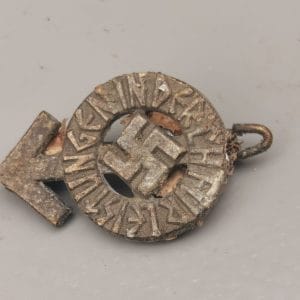 ww2 German hitler youth badge relic