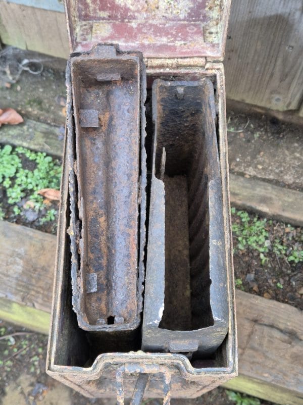 ww2 German 2cm flak box with magazines - Image 11